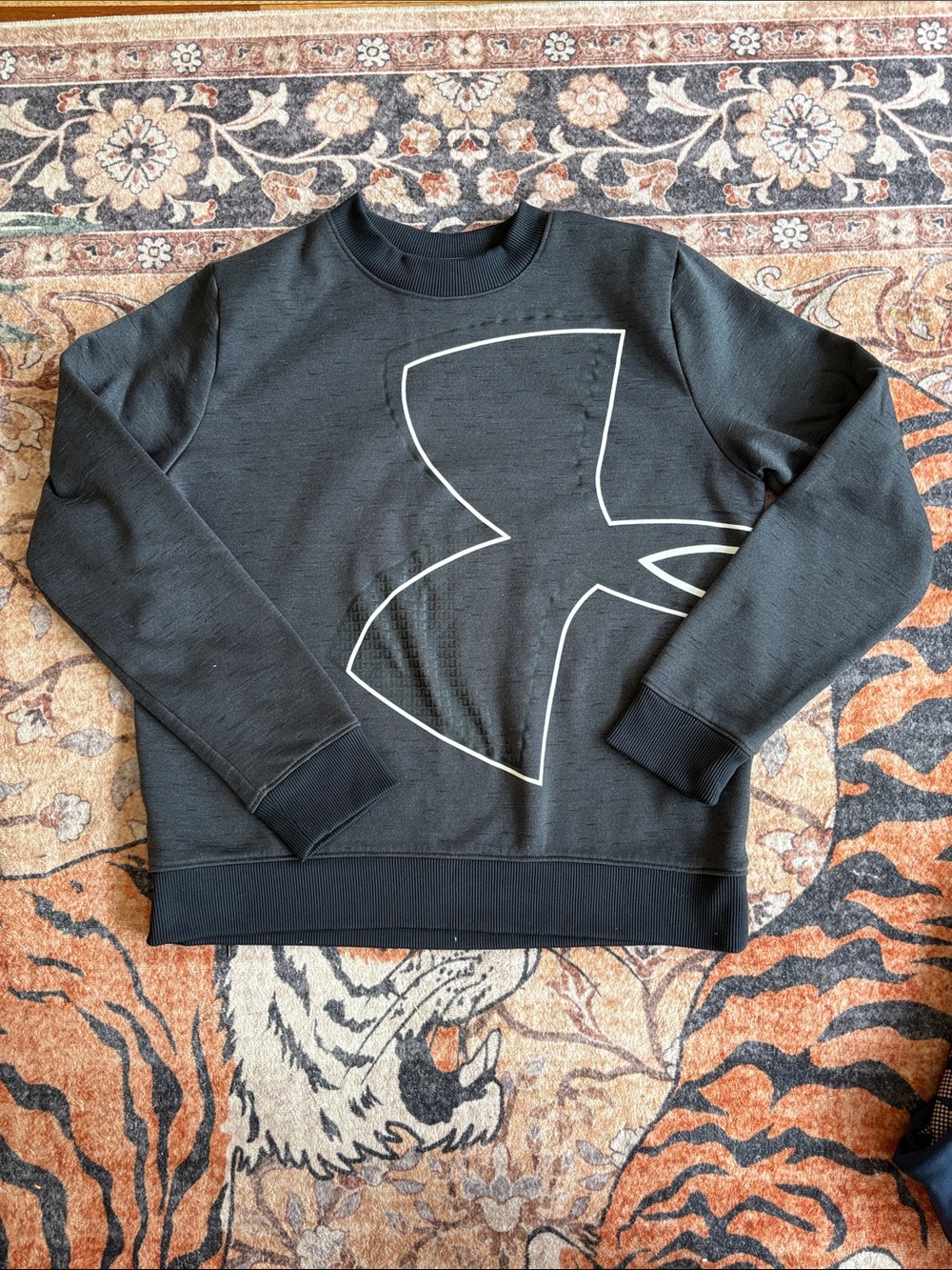 Under Armour Black Crew Sweatshirt with White Logo Outline